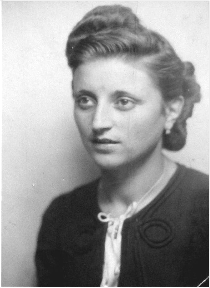 Elisa Gérard, Berlin, 11. August 1942. Vorderseite © Privatbesitz / Jugendgeschichtswerkstatt Spandau