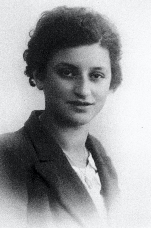 Elisa Gérard, Jugendfoto, vor 1940 © Privatbesitz / Jugendgeschichtswerkstatt Spandau