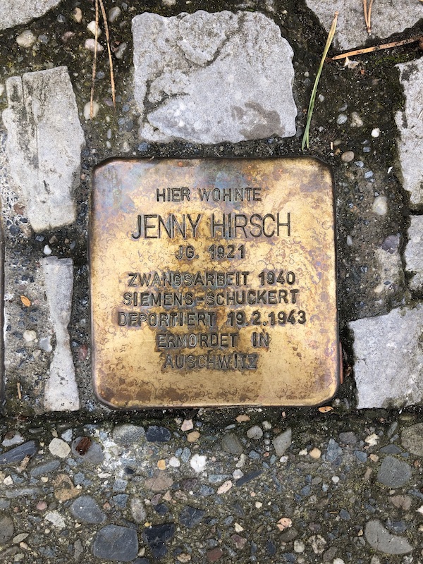 Stolperstein Jenny Hirsch, Berlin, 2021 © Dokumentationszentrum NS-Zwangsarbeit